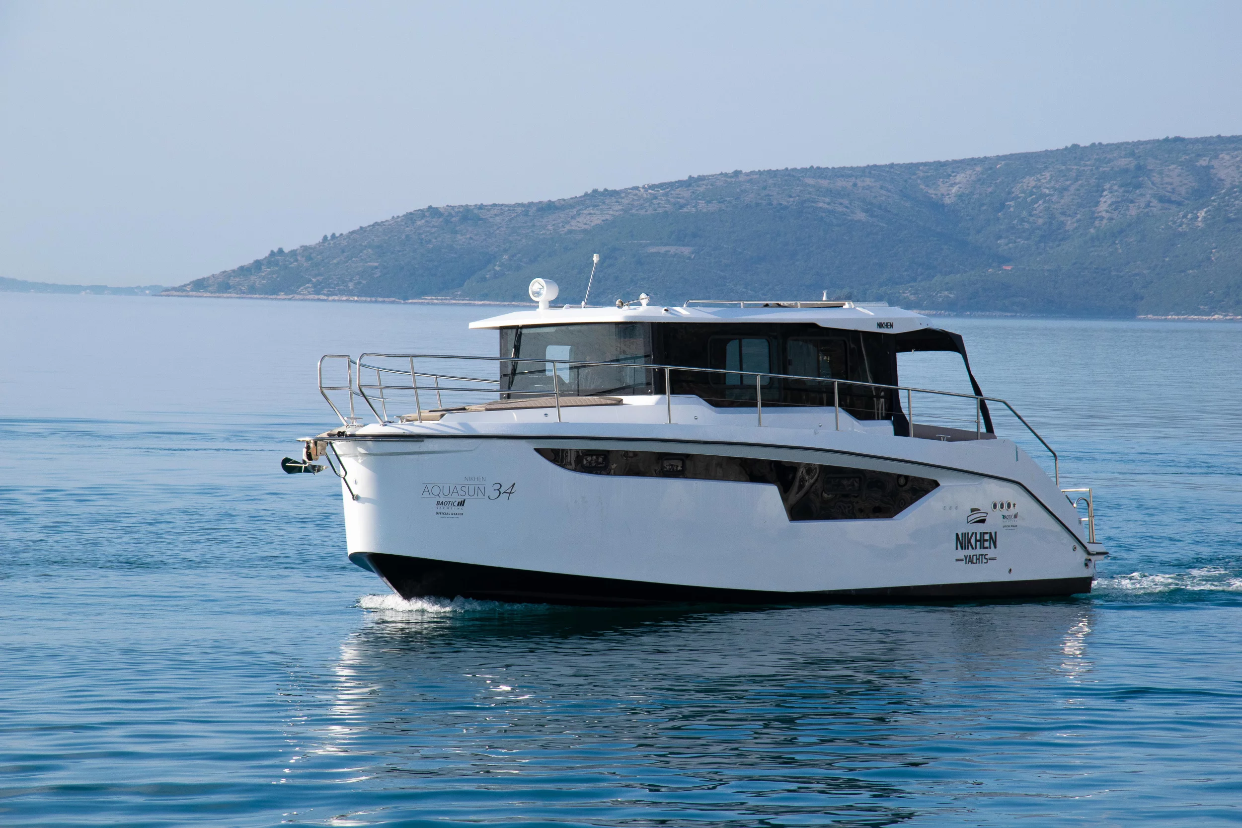 Nikhen Aquasun 34 Sedan (Lili)  - 7