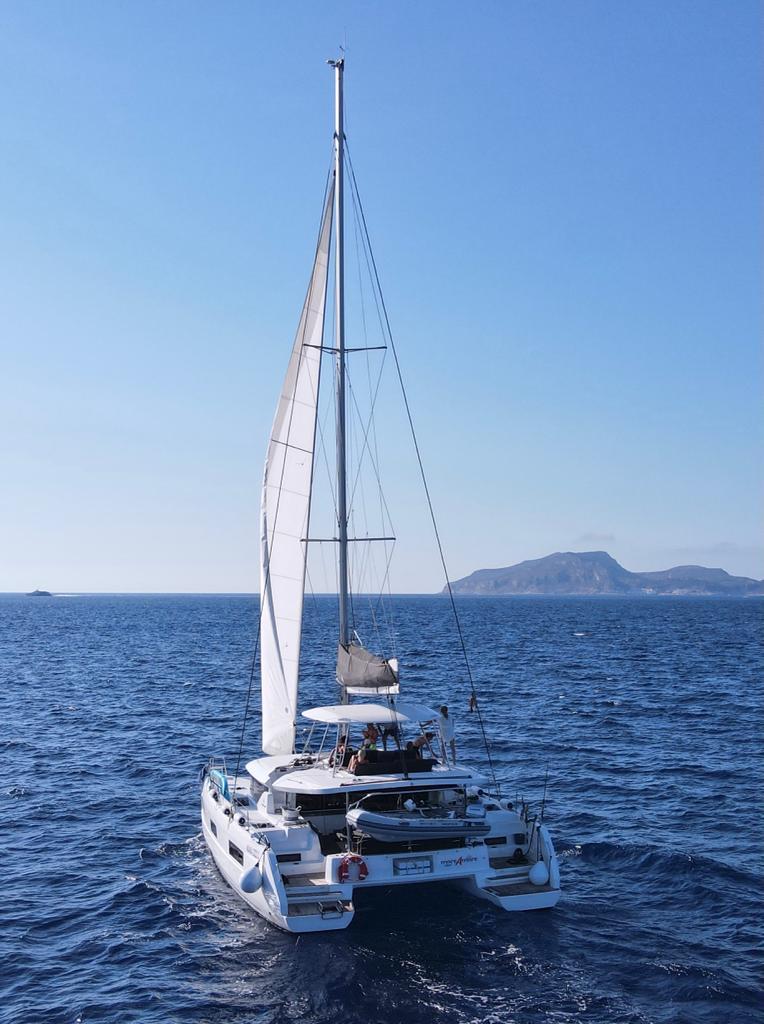 Lagoon 46 — photo 27