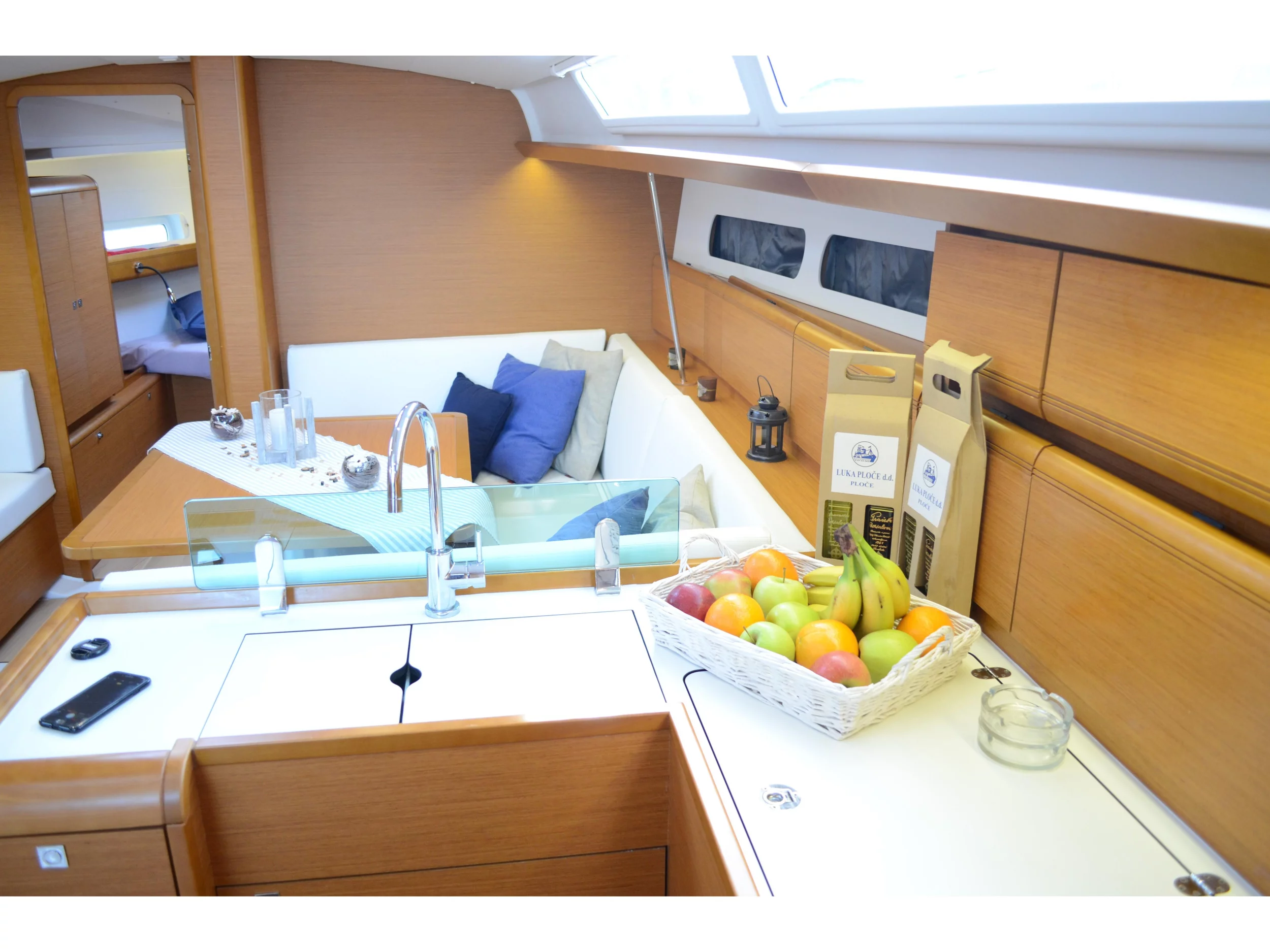 Sun Odyssey 419 (Luka Ploče) Interior image - 14