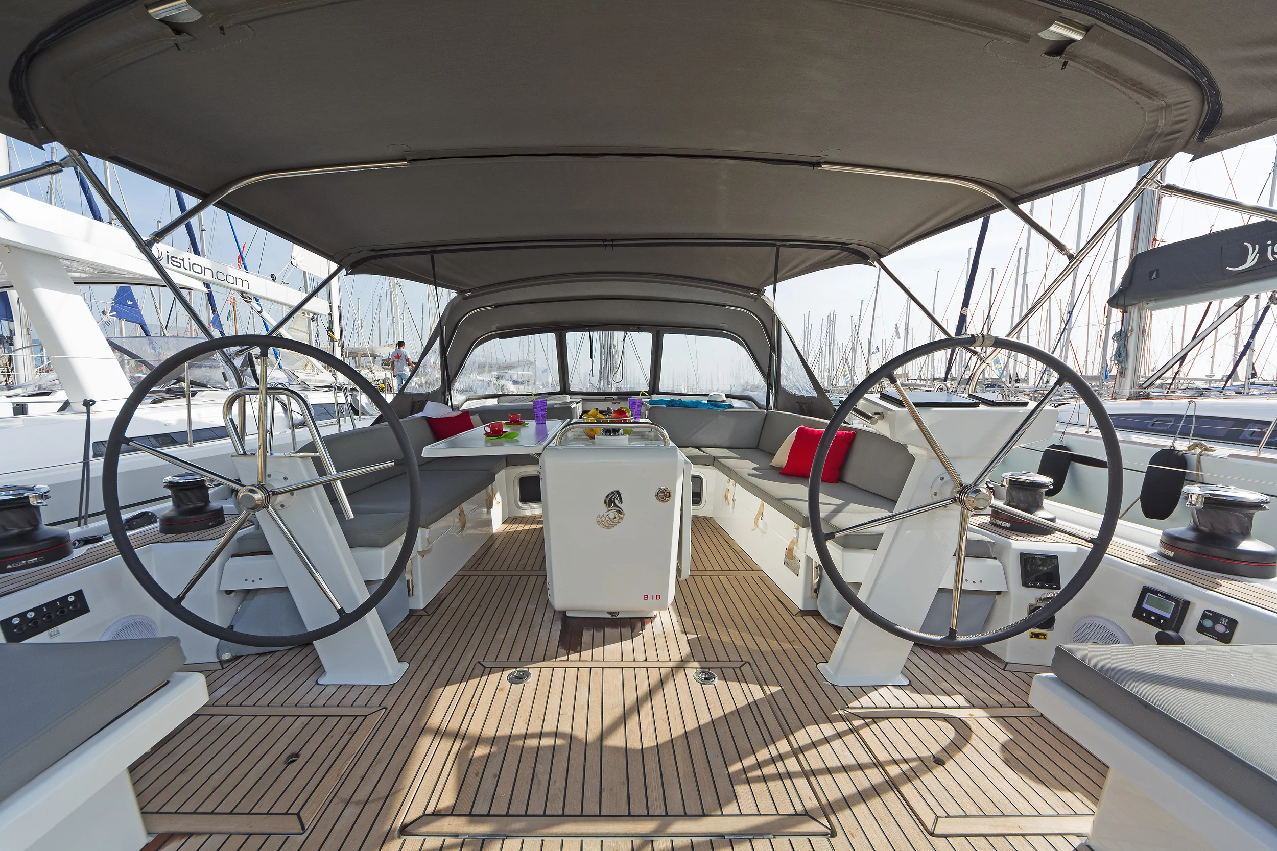 Oceanis 51.1 (5+1 cab) (Calypso)  - 4