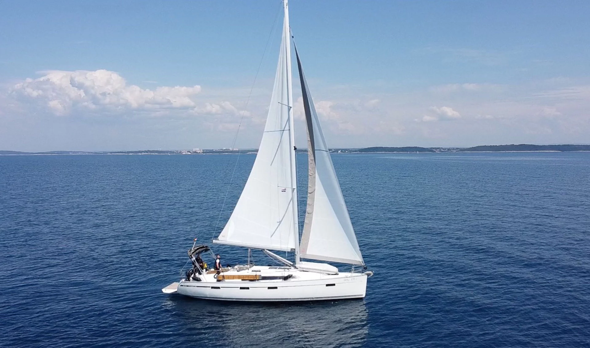 Bavaria Cruiser 41 (Raven)  - 23