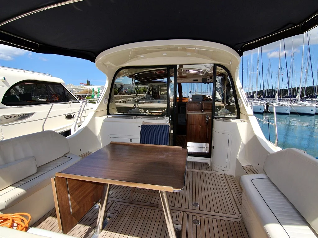 ADRIANA 44 BT (12) (FRANKA) Exterior image - 17