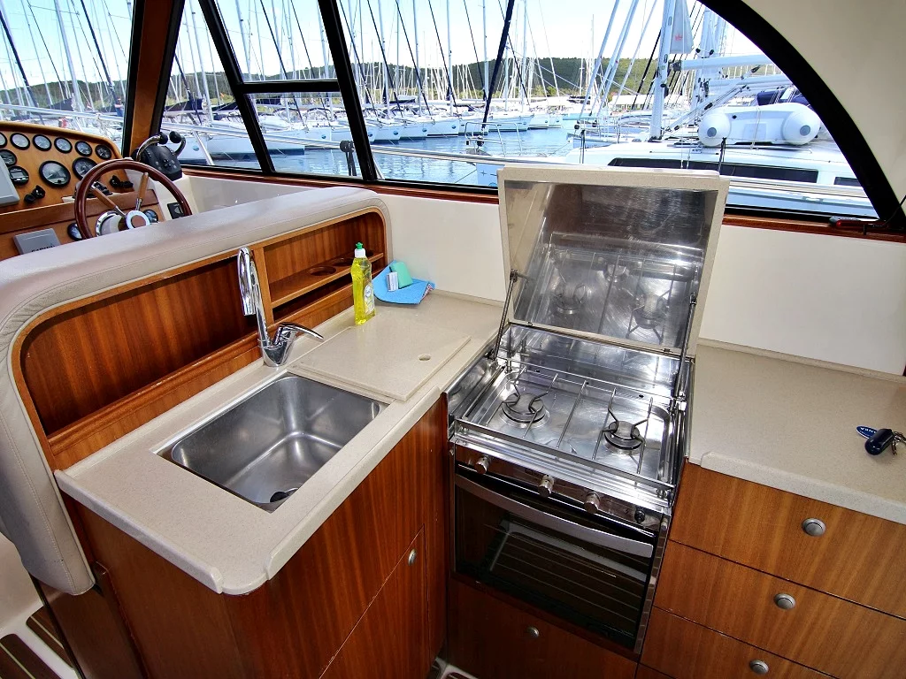 ADRIANA 44 BT (12) (FRANKA) Interior image - 13