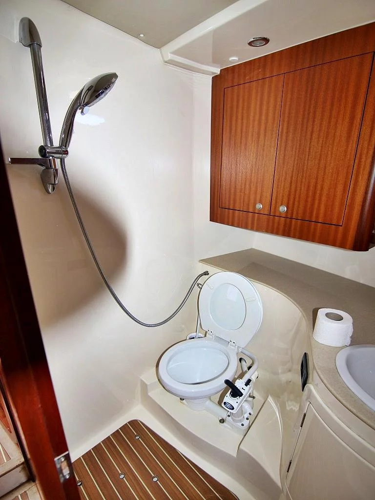 ADRIANA 44 BT (12) (FRANKA) Interior image - 16