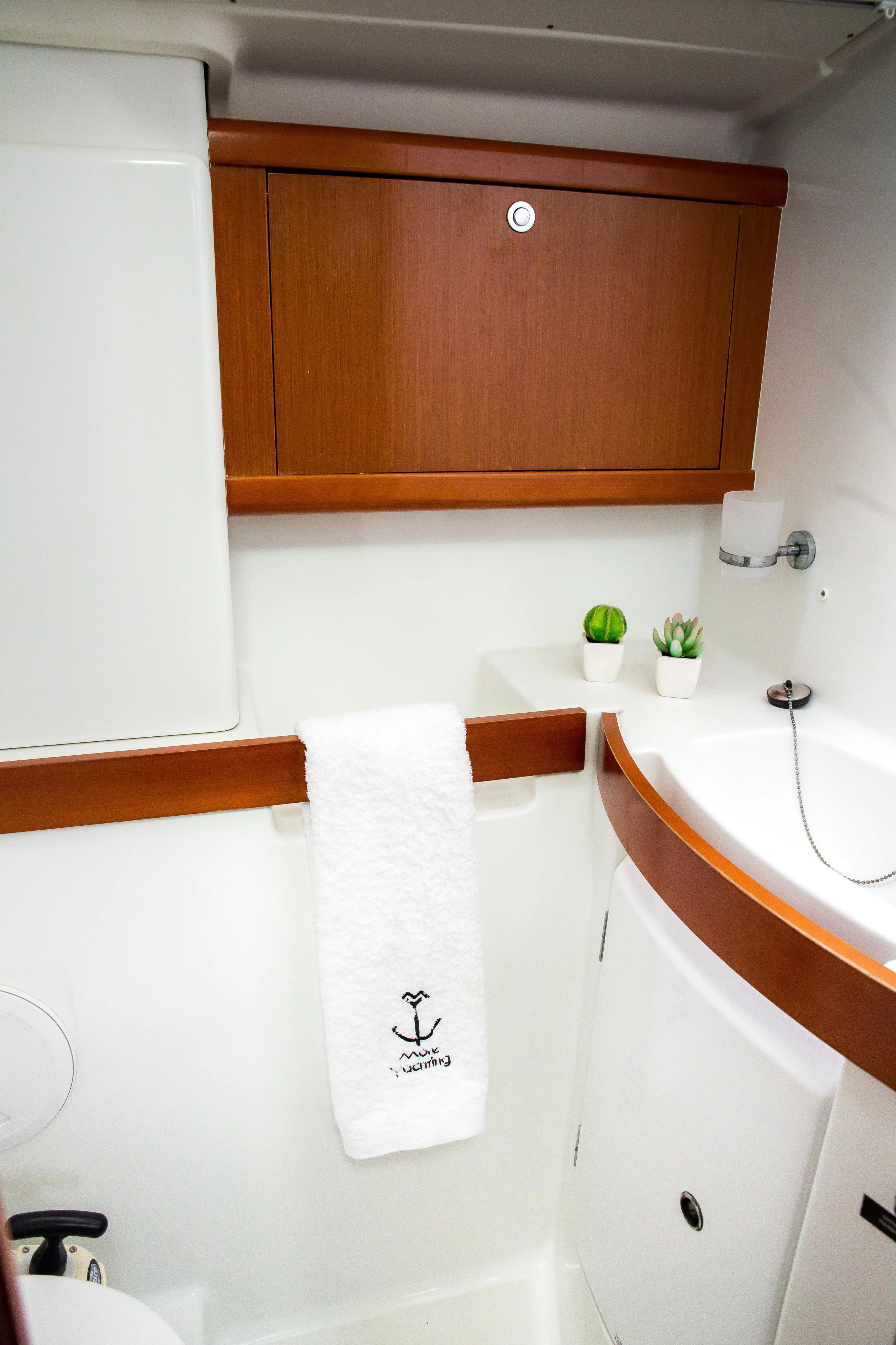 Oceanis 43 (TIAMO)  - 20