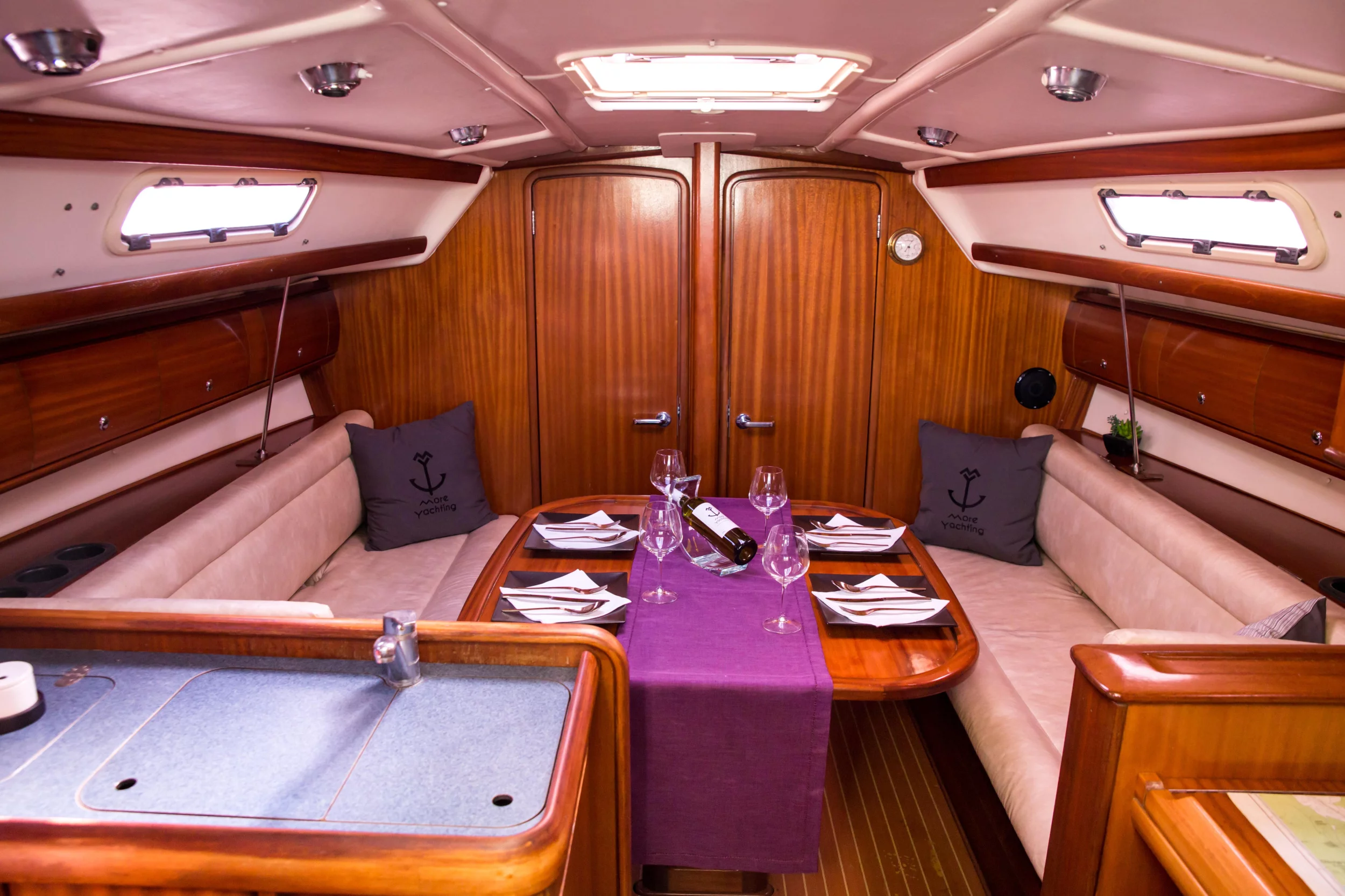 Bavaria 36 (KONSTANTINOS)  - 26