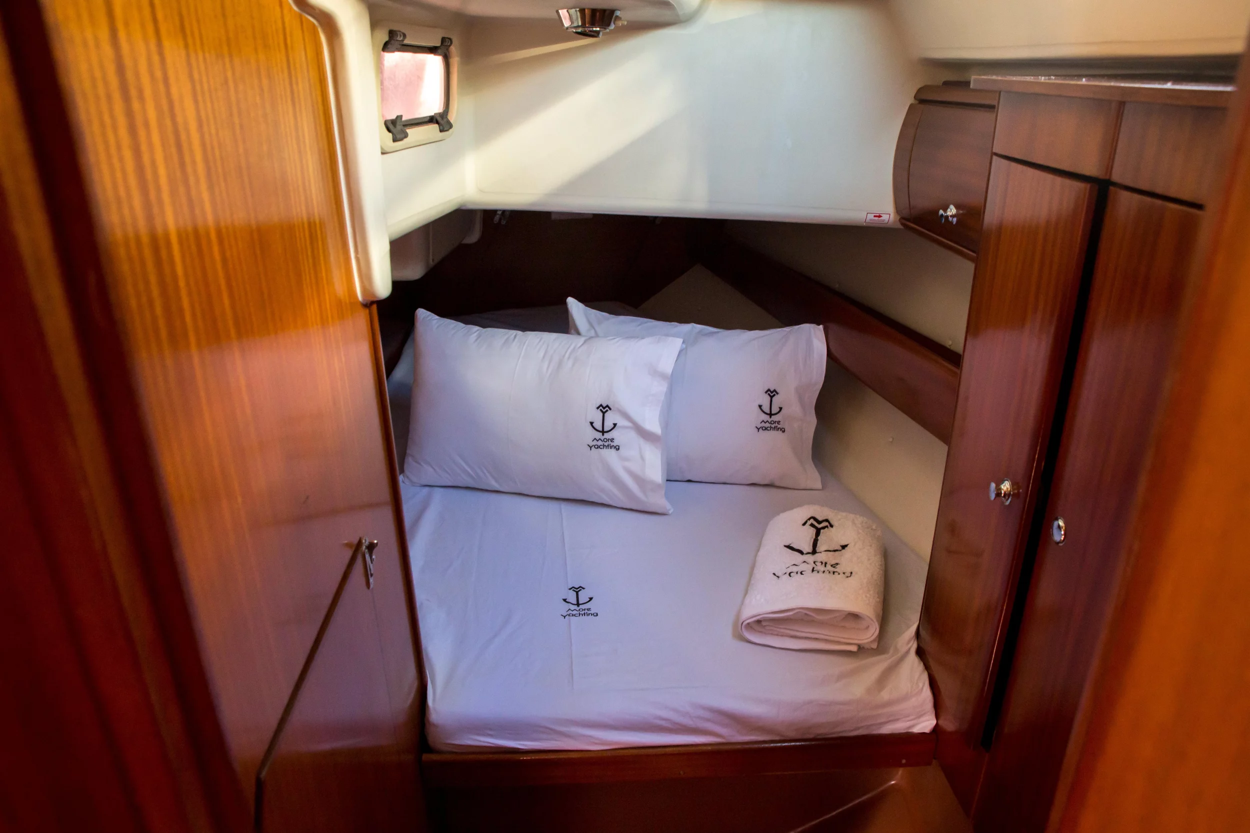 Bavaria 36 (KONSTANTINOS)  - 8