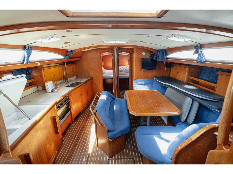Sun Odyssey 45.2 (Szerenke) Interior image - 14