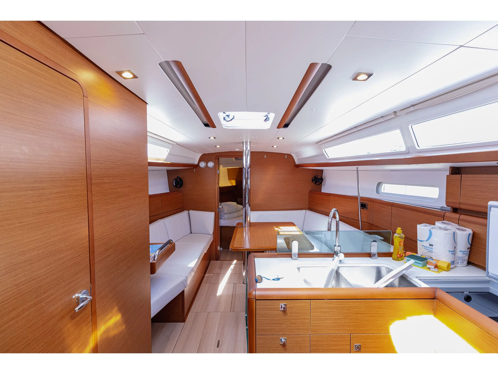 Sun Odyssey 389 (VACSKAMATI) Interior image - 20