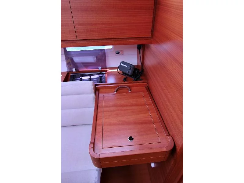 DUFOUR 382 BT (THELMA)  - 10