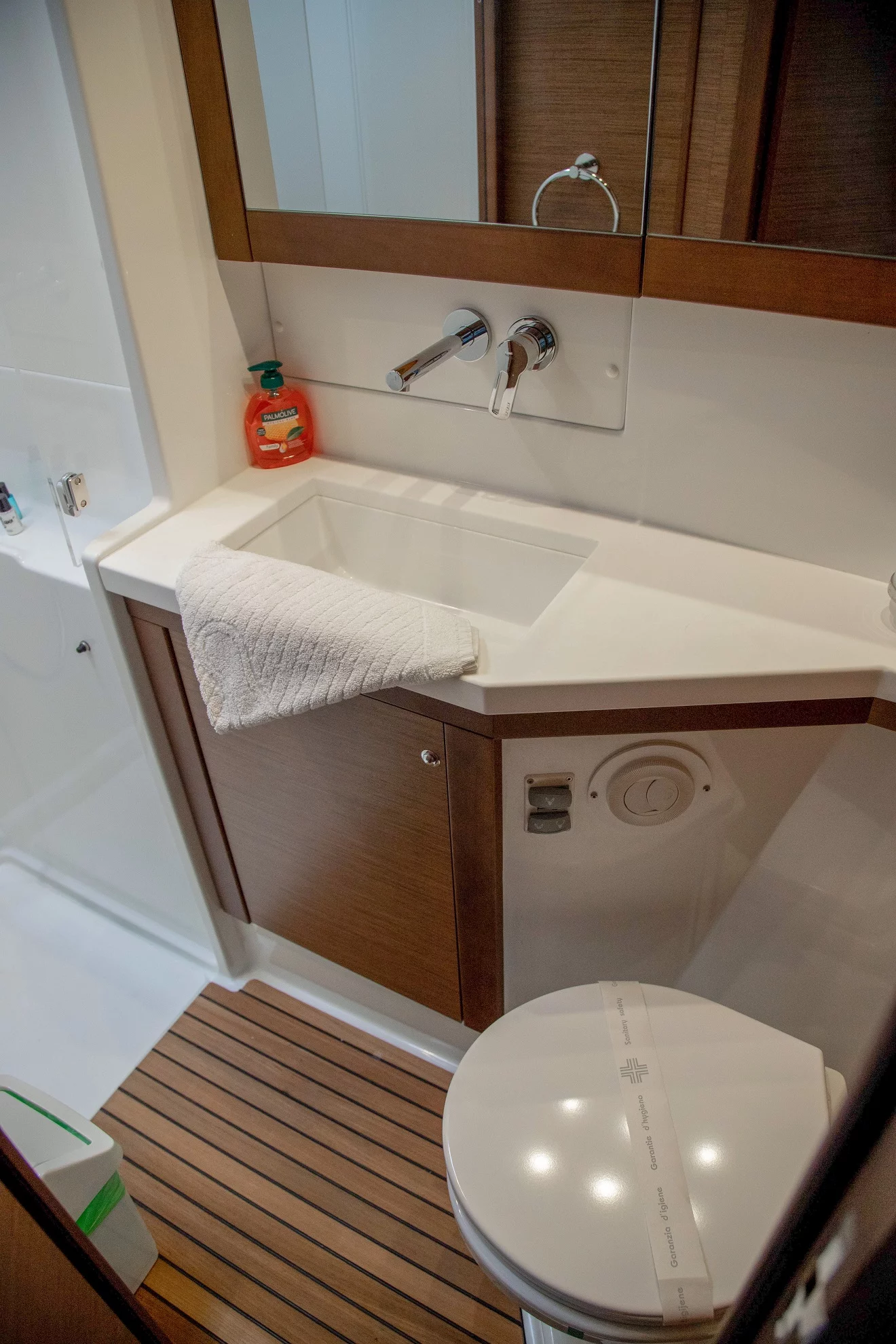 Lagoon 450 F (ANJA I)  - 18