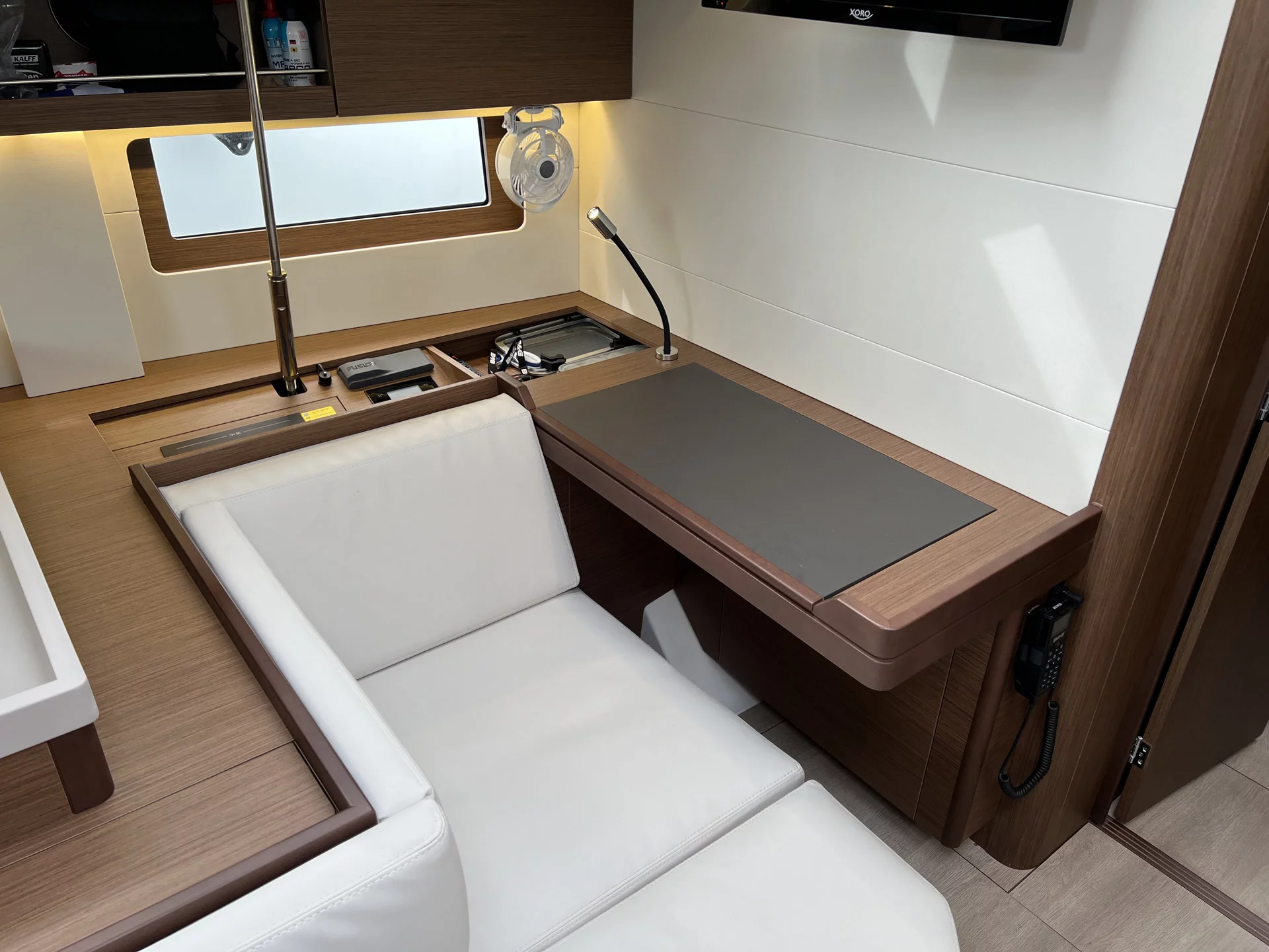Oceanis 51.1- 5/3 (Bambi)  - 12