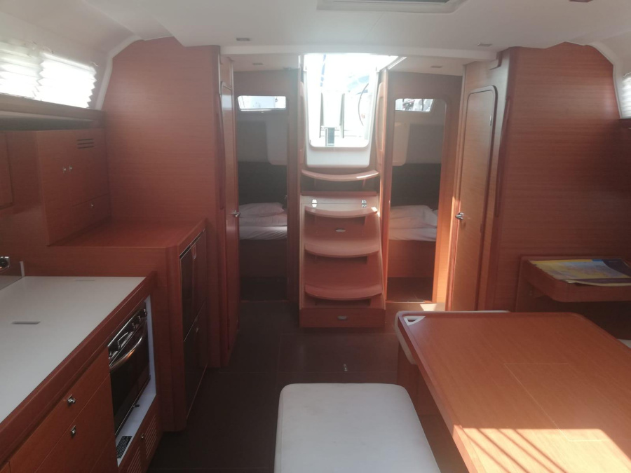 Dufour 460 Grand Large — photo 16
