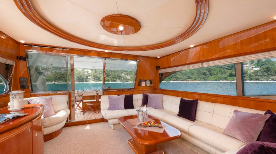 Ferretti 730 Fly — photo 5