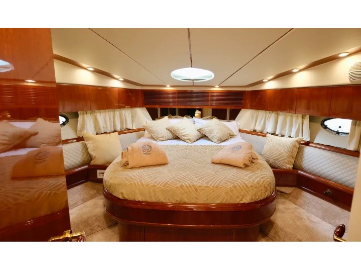 Fairline 55 Fly — photo 2