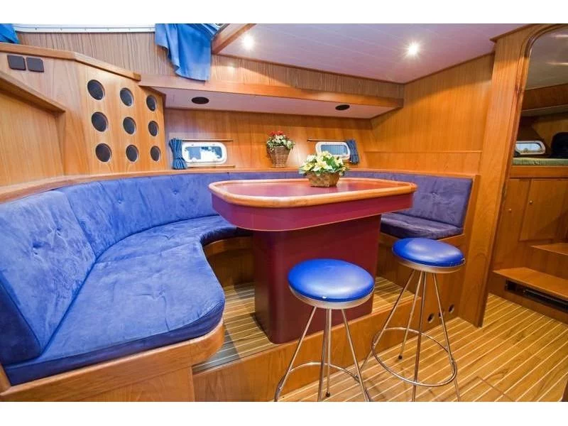 Renal 50 (Drait 22) Interior image - 1