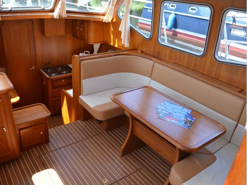 Advantage 38 (6) (Drait 88) Interior image - 5