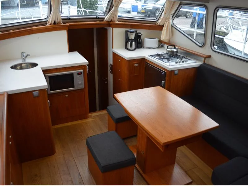 Advantage 38 (4) (Drait 133) Interior image - 8