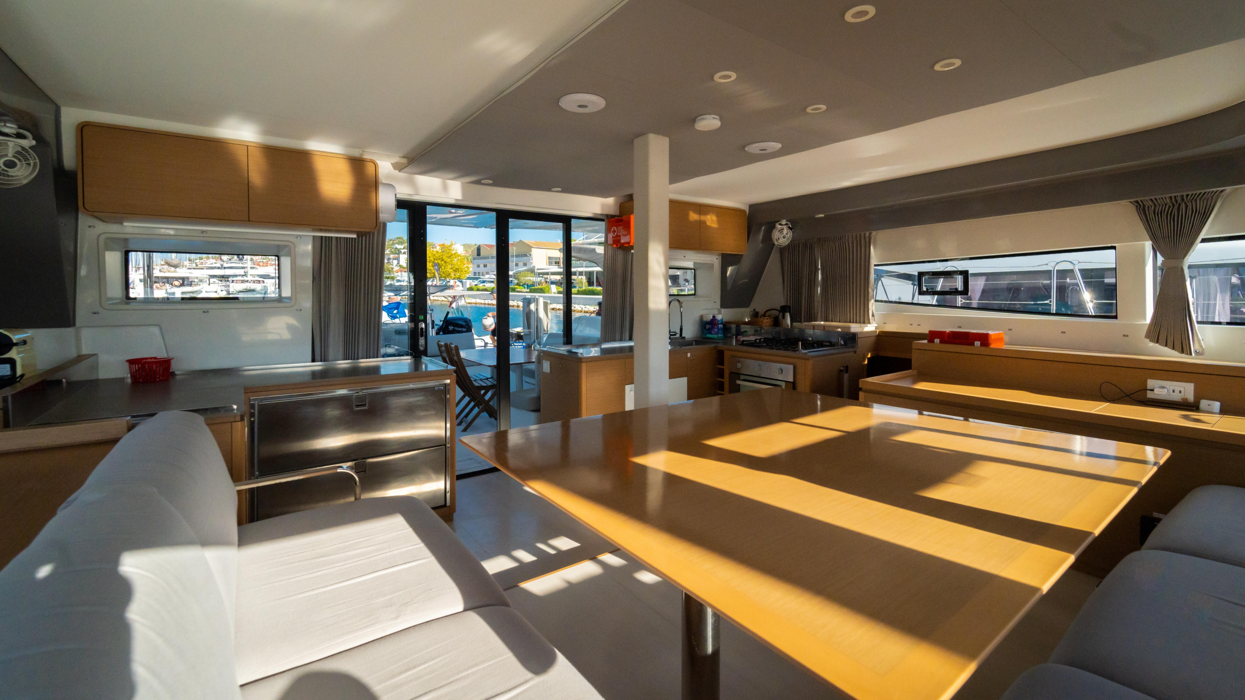 Photo #7 - Excess 15 (ISSA) in Trogir - 3700
