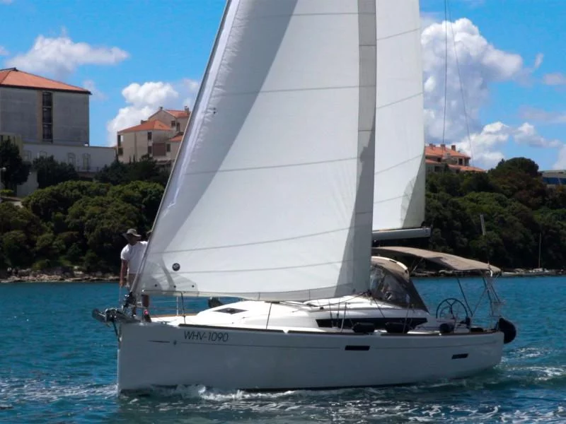 Sun Odyssey 389 (Tina) Main image - 0