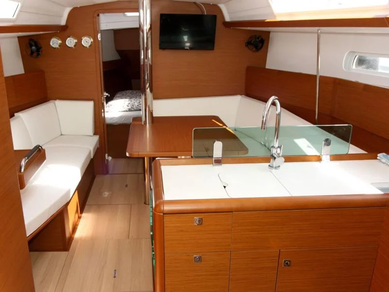 Sun Odyssey 389 (Tina) Interior image - 19