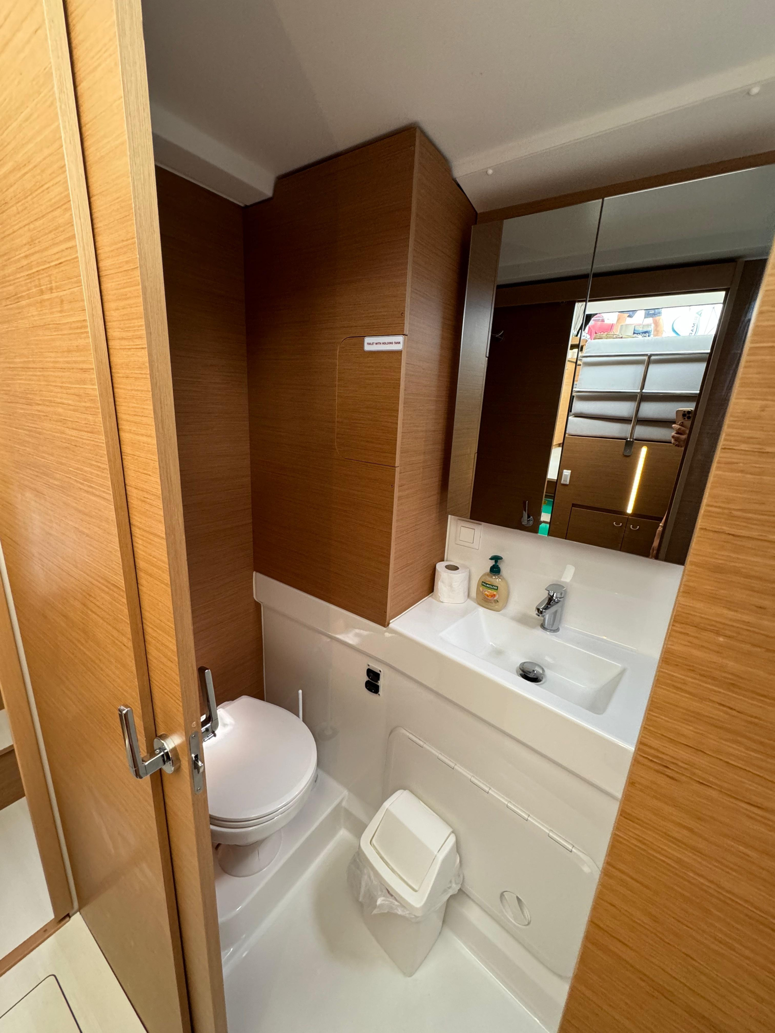 Photo #8 - Excess 11 (WHITE IVY) en Trogir - 6916