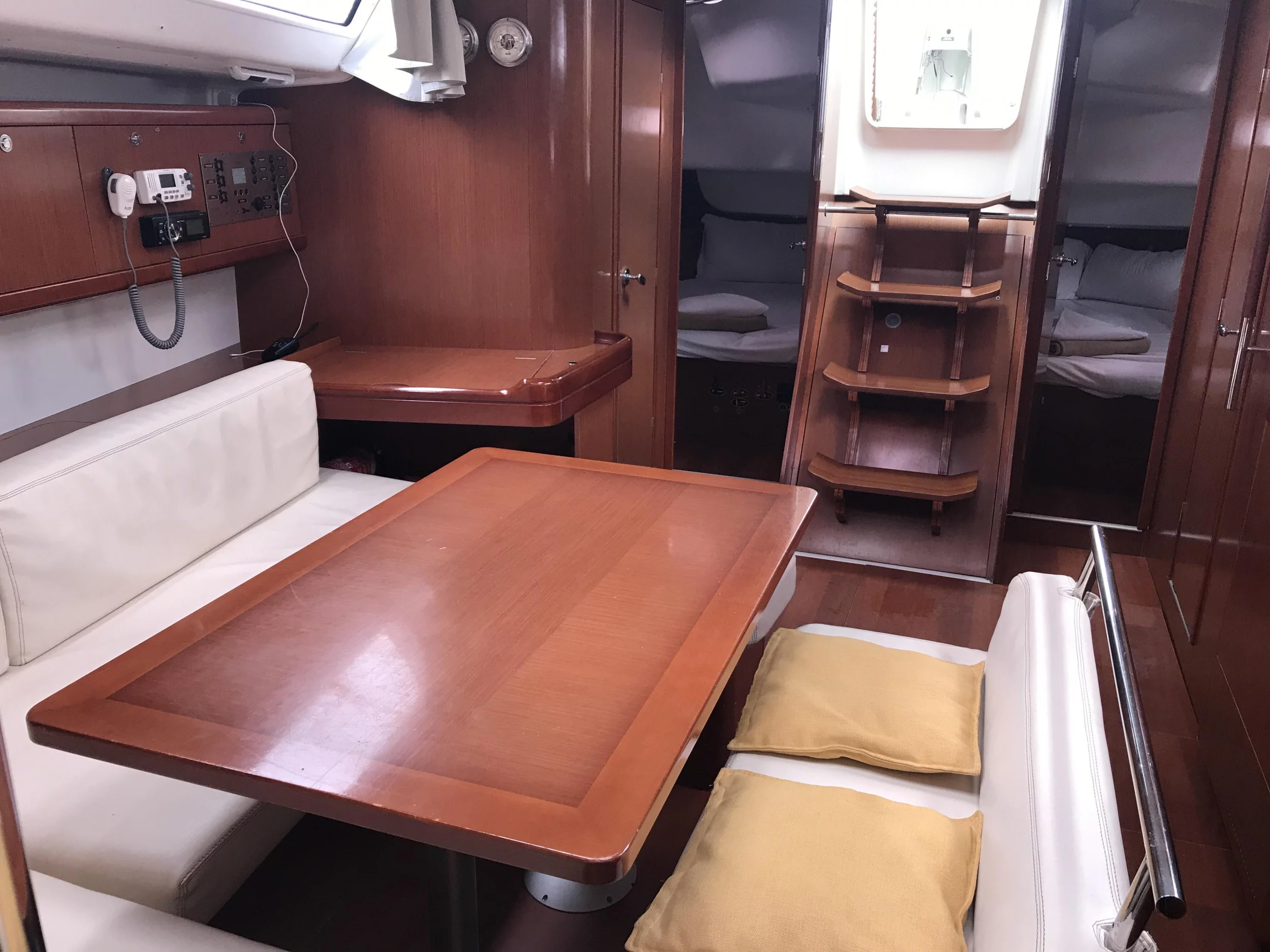 Oceanis 43 (Libra)  - 2