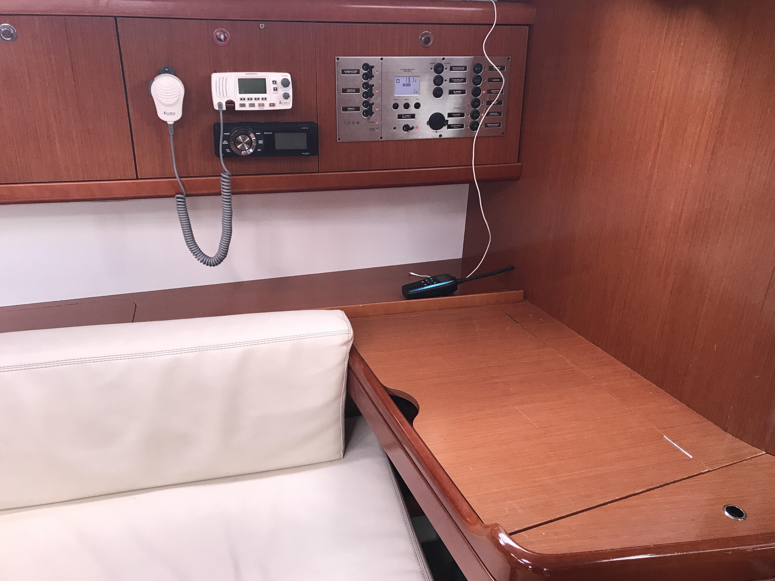Photo #10 - Oceanis 43 (Libra) en Portisco - 18545