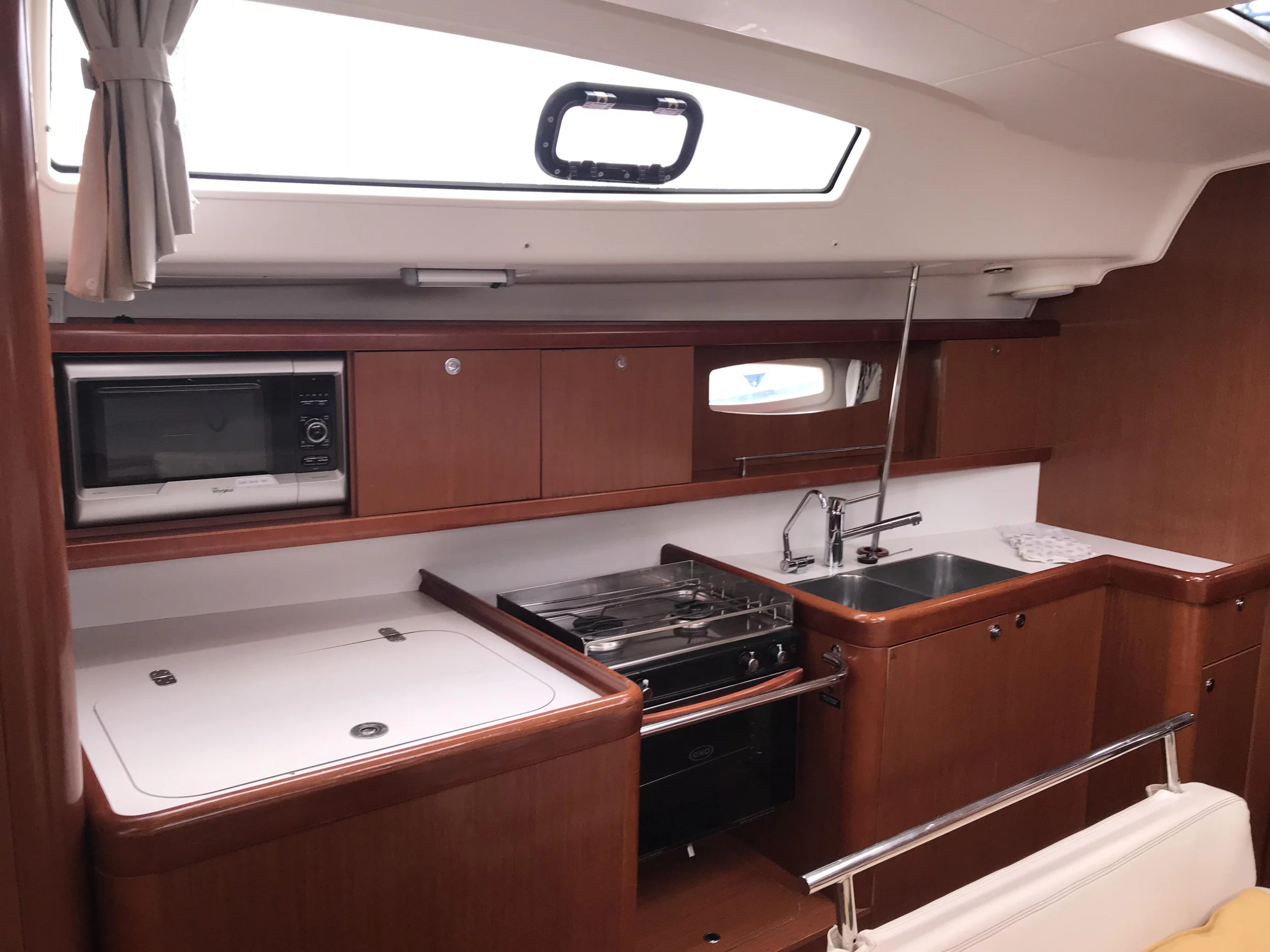 Oceanis 43 (Libra)  - 1