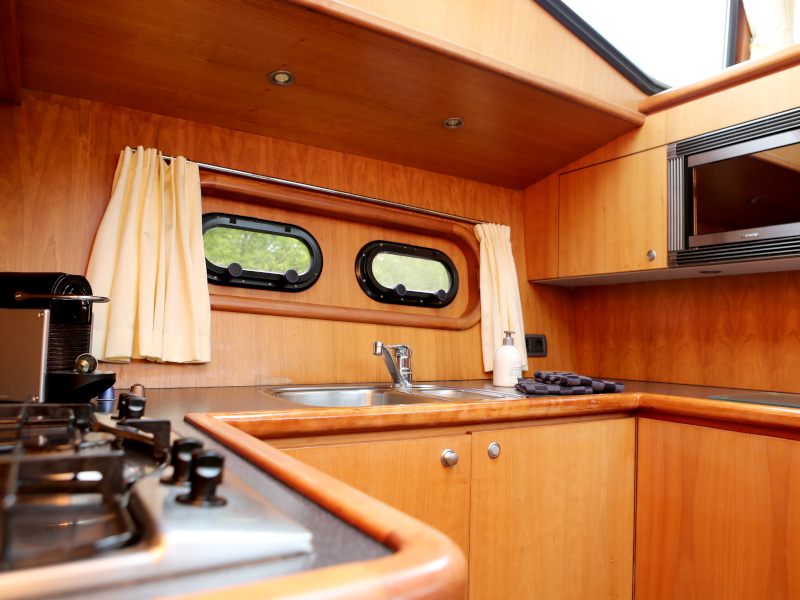 Photo #18 - Pacific Allure 155 (Royal) in Friezenwijk - 9242