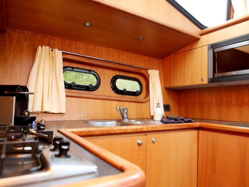 Pacific Allure 155 (Royal)  - 17