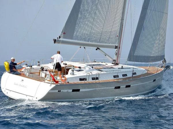 Bavaria Cruiser 50 (Fija)  - 11