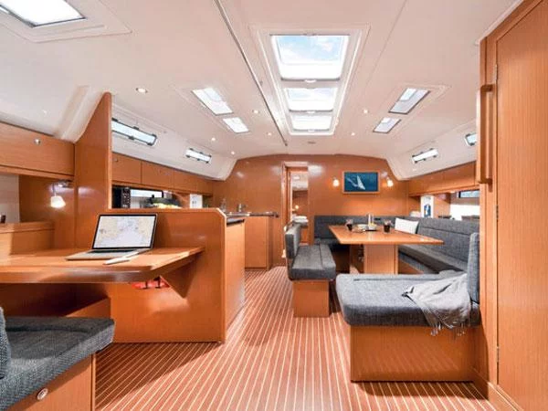 Bavaria Cruiser 50 (Fija) Interior image - 6