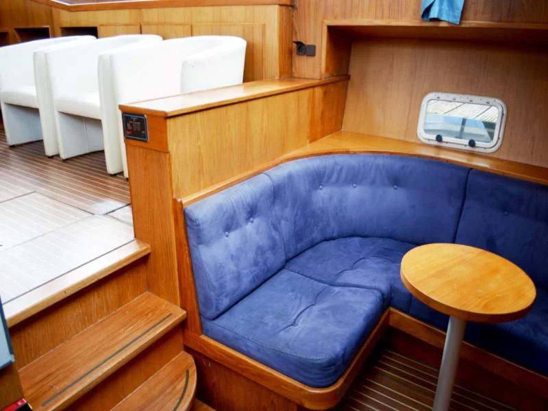 Renal 50 (10) (Drait 19) Interior image - 3