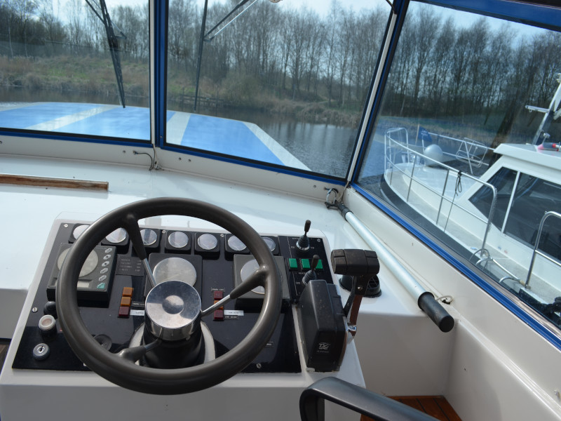 Photo #8 - Safari Houseboat 1200 (Holidaytime) in Drachten - 9369