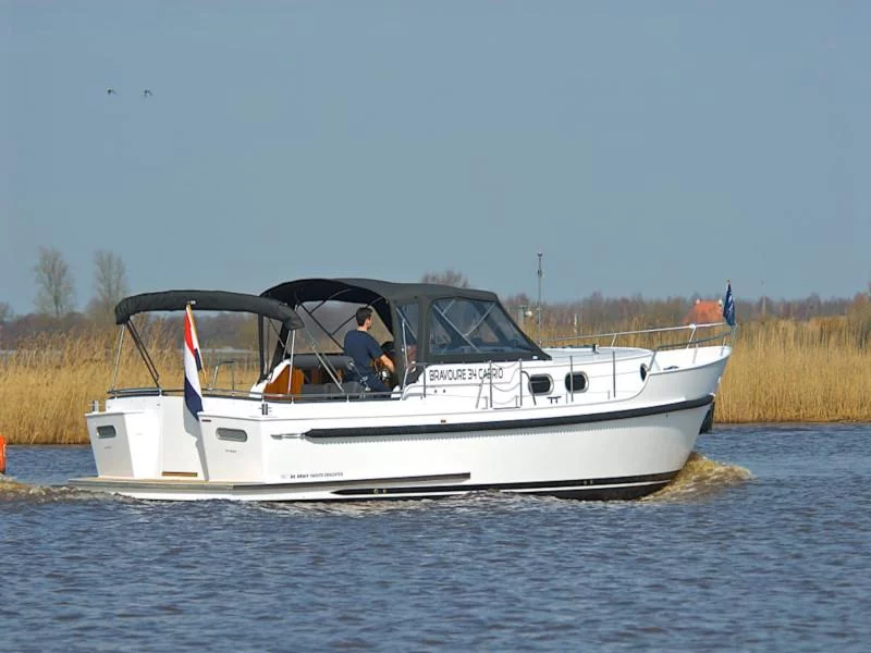 Bravoure 34 Cabrio (Drait 140) Main image - 0