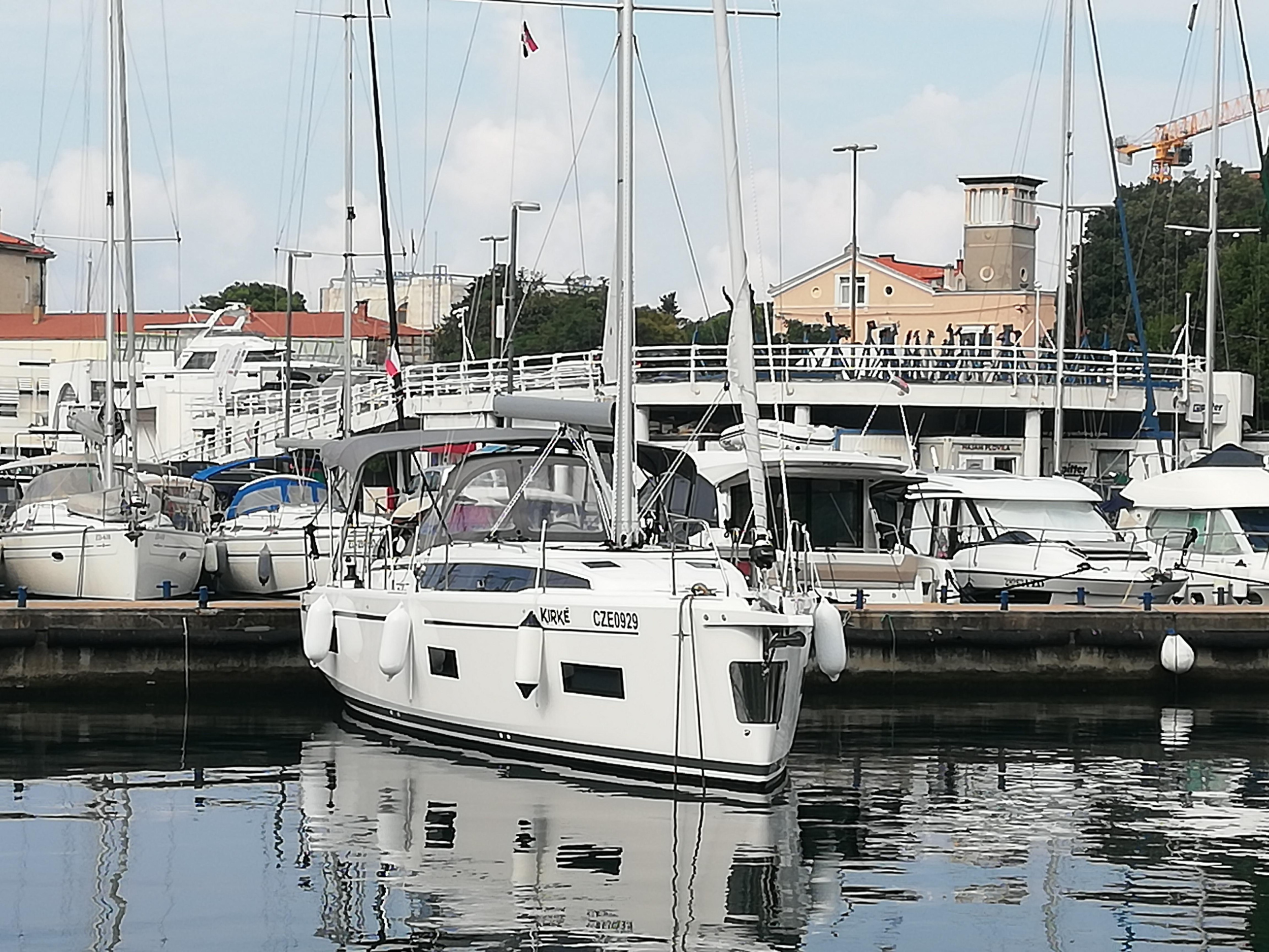Photo #5 - Bavaria C38 (2 heads) (Kirke) in Zadar - 9222