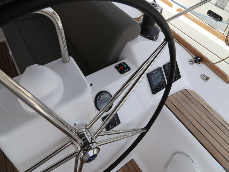 Photo #4 - Dufour 460 Grand Large 4 cabin (Sea Hawk) in Kastela - 24432