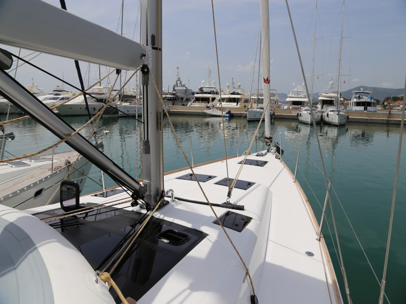 Photo #11 - Dufour 460 Grand Large 4 cabin (Sea Hawk) in Kastela - 24432