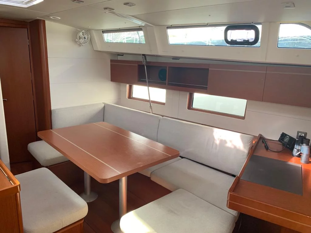 Oceanis 46.1 (Alice) Interior image - 6