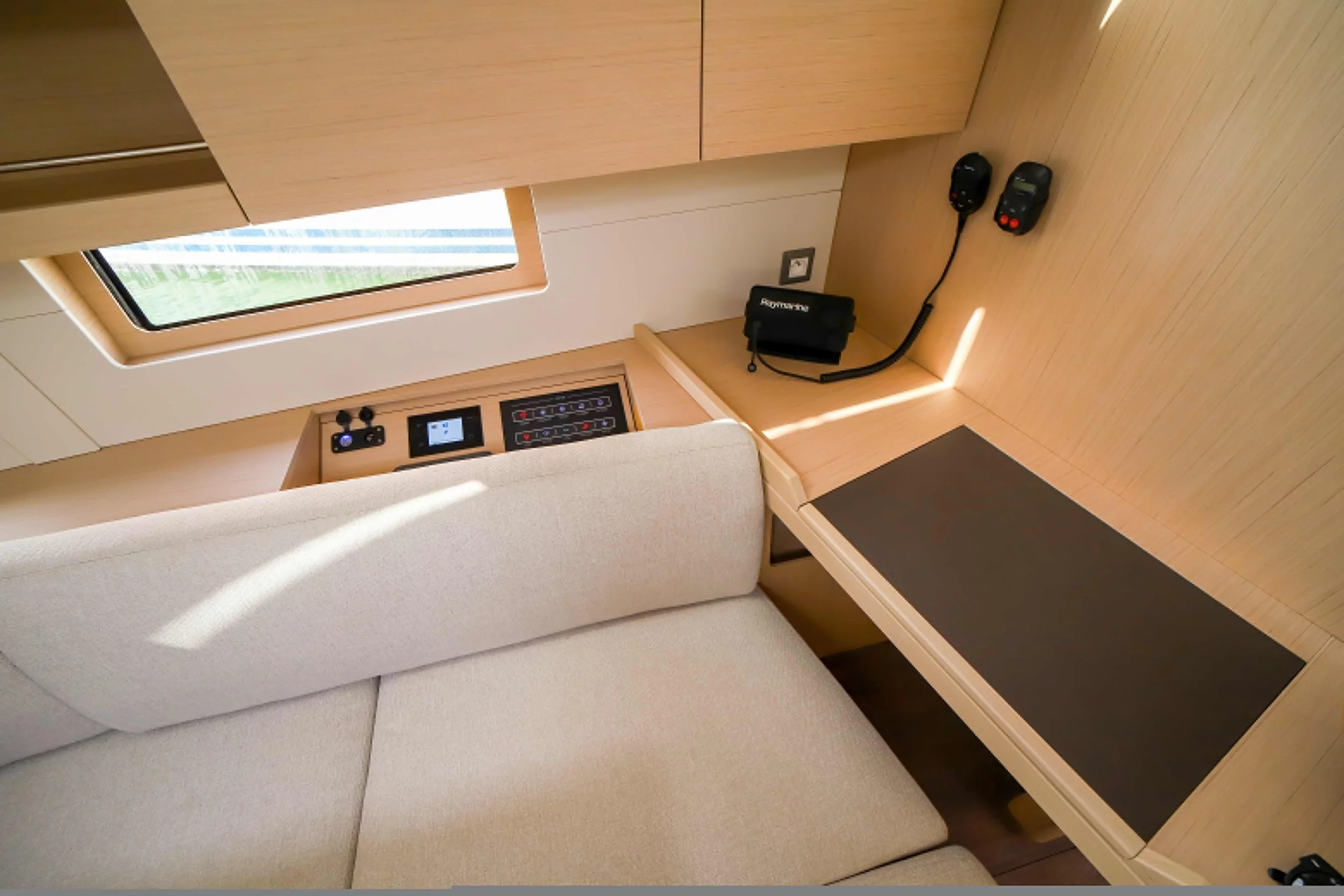 Oceanis 46.1 (Andromaca - Comfort line)  - 20