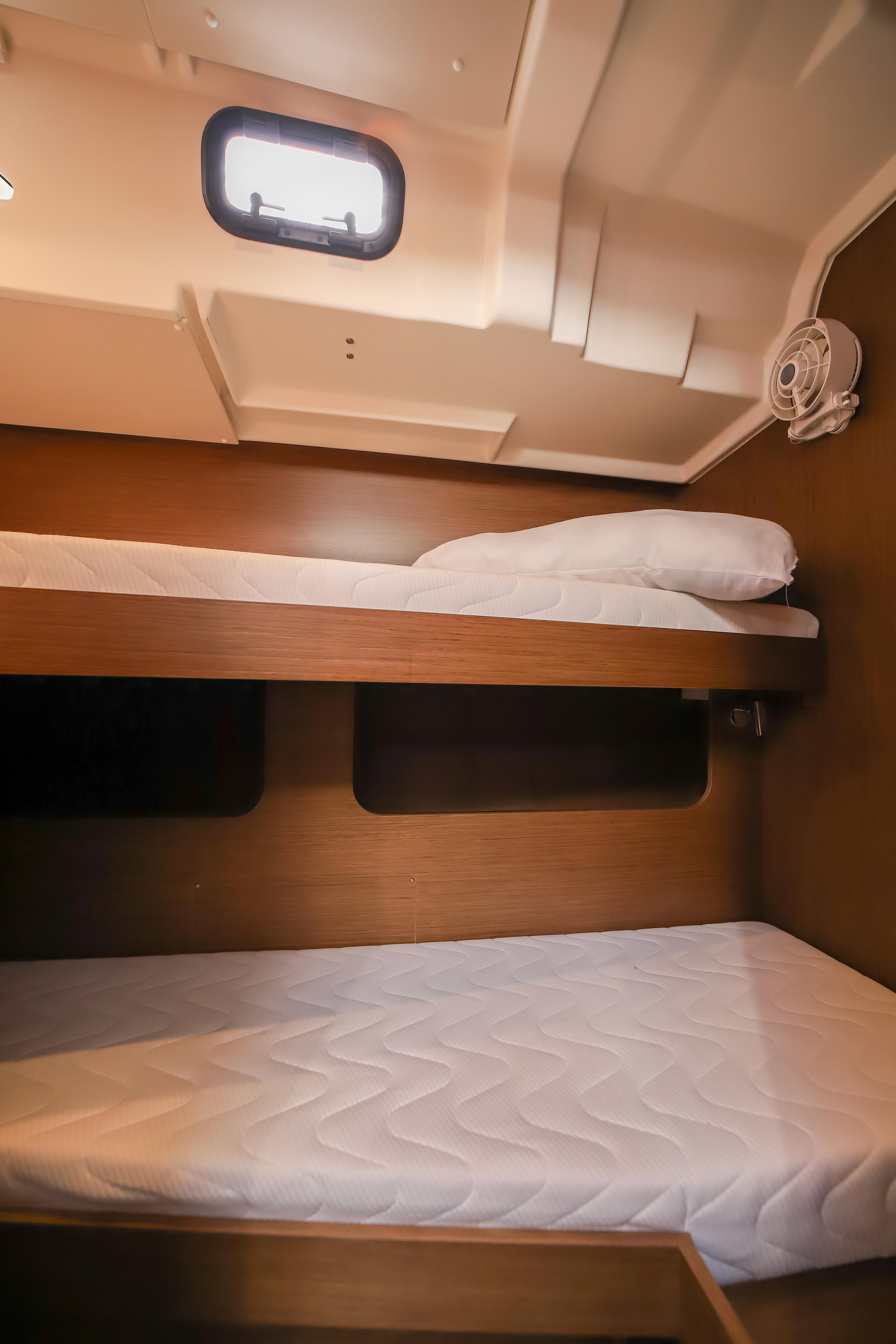 Photo #7 - Oceanis 51.1 (Artemide - Comfort line) in Olbia - 8769