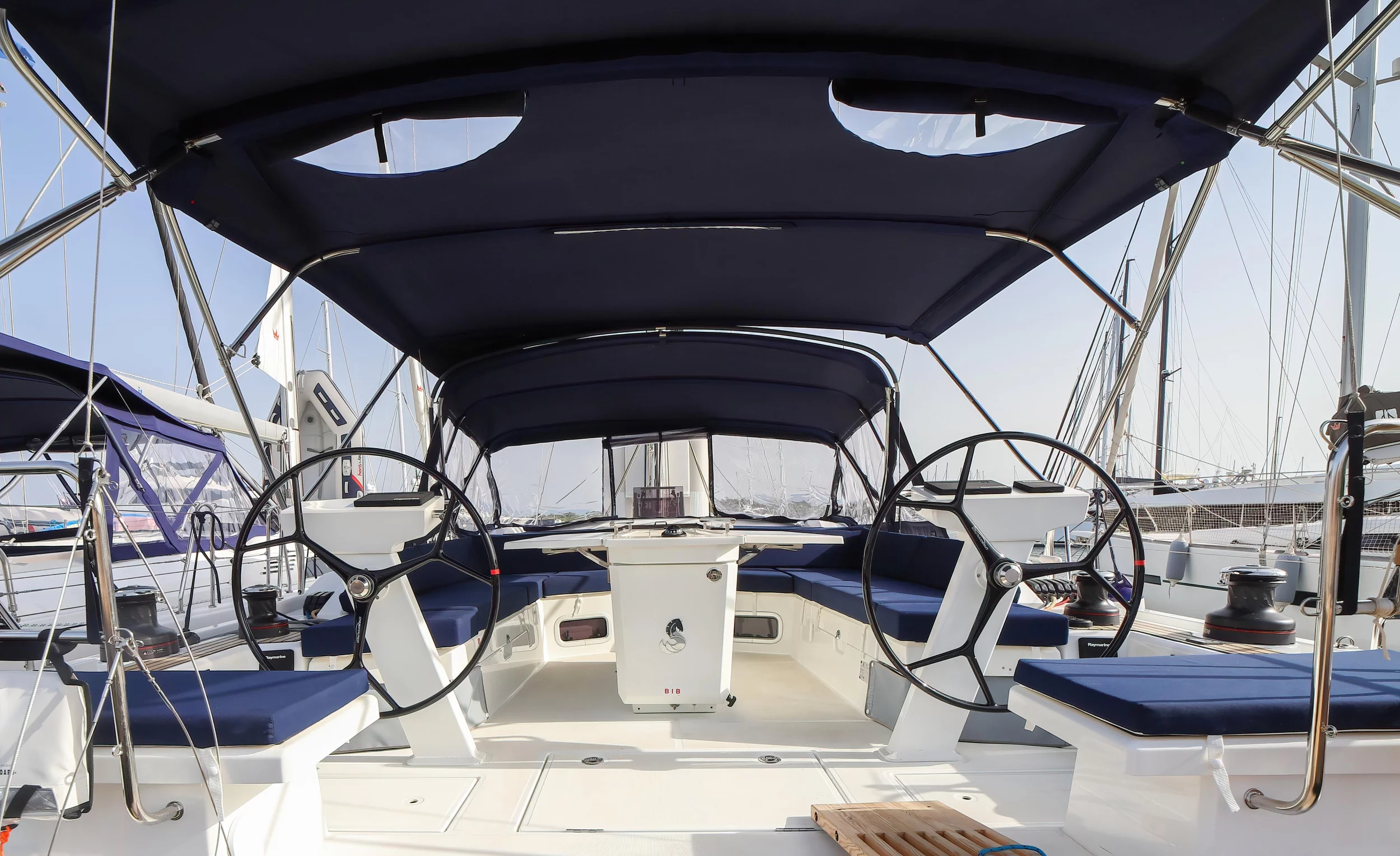 Oceanis 51.1 (Artemide - Comfort line)  - 10