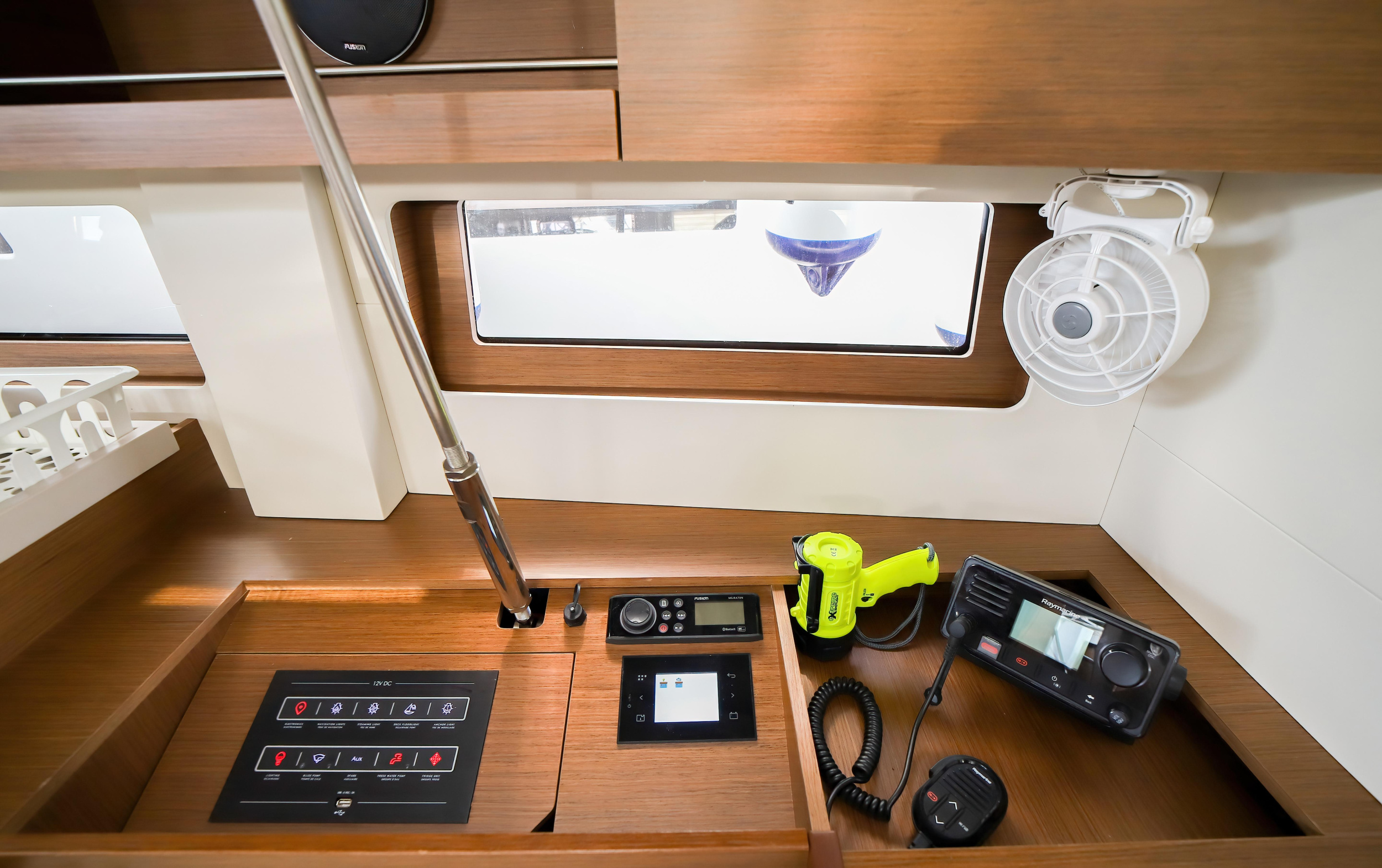 Photo #4 - Oceanis 51.1 (Briseide - Comfort line) en Olbia - 7845