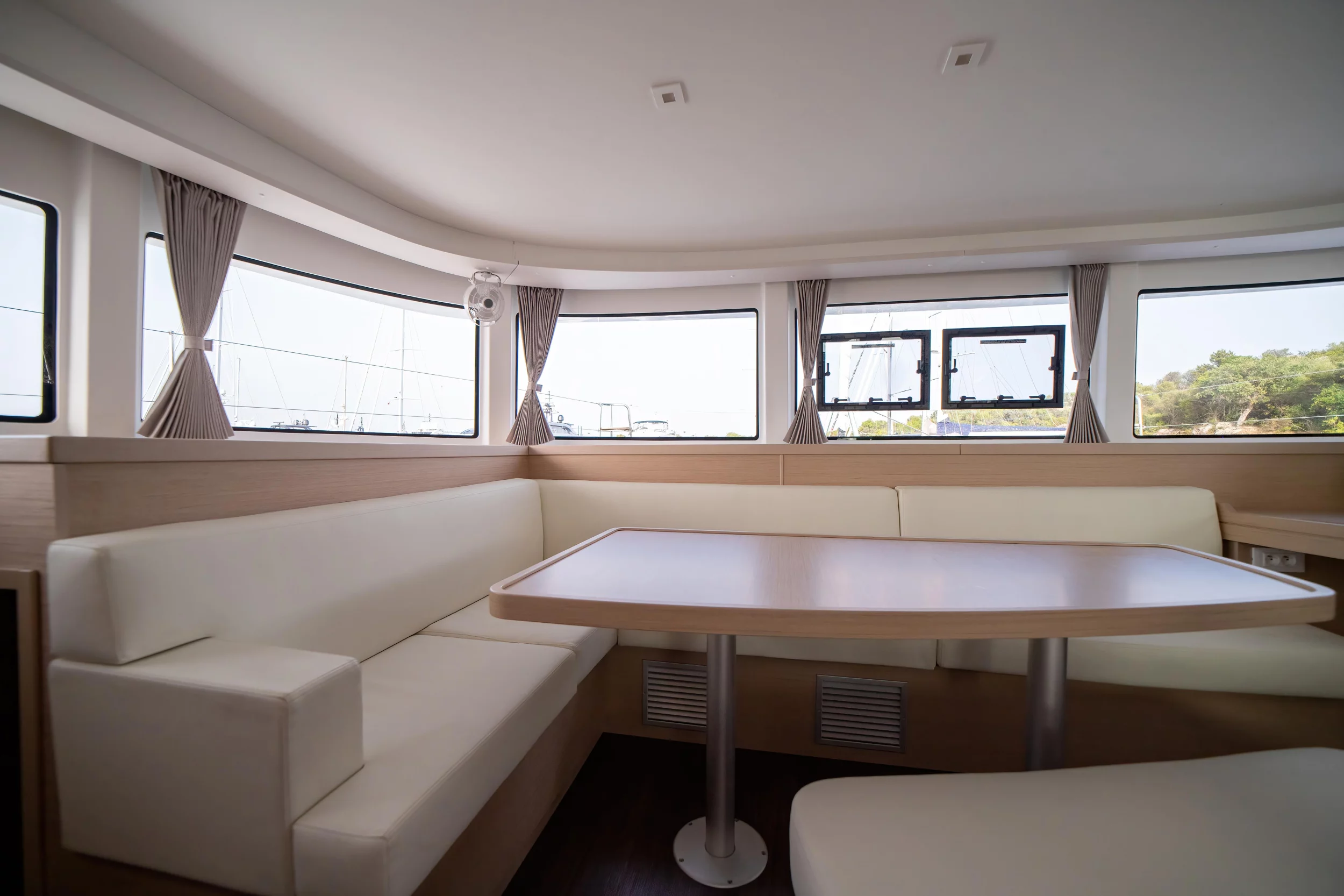 Lagoon 42 (Cassatina - Premium line)  - 1