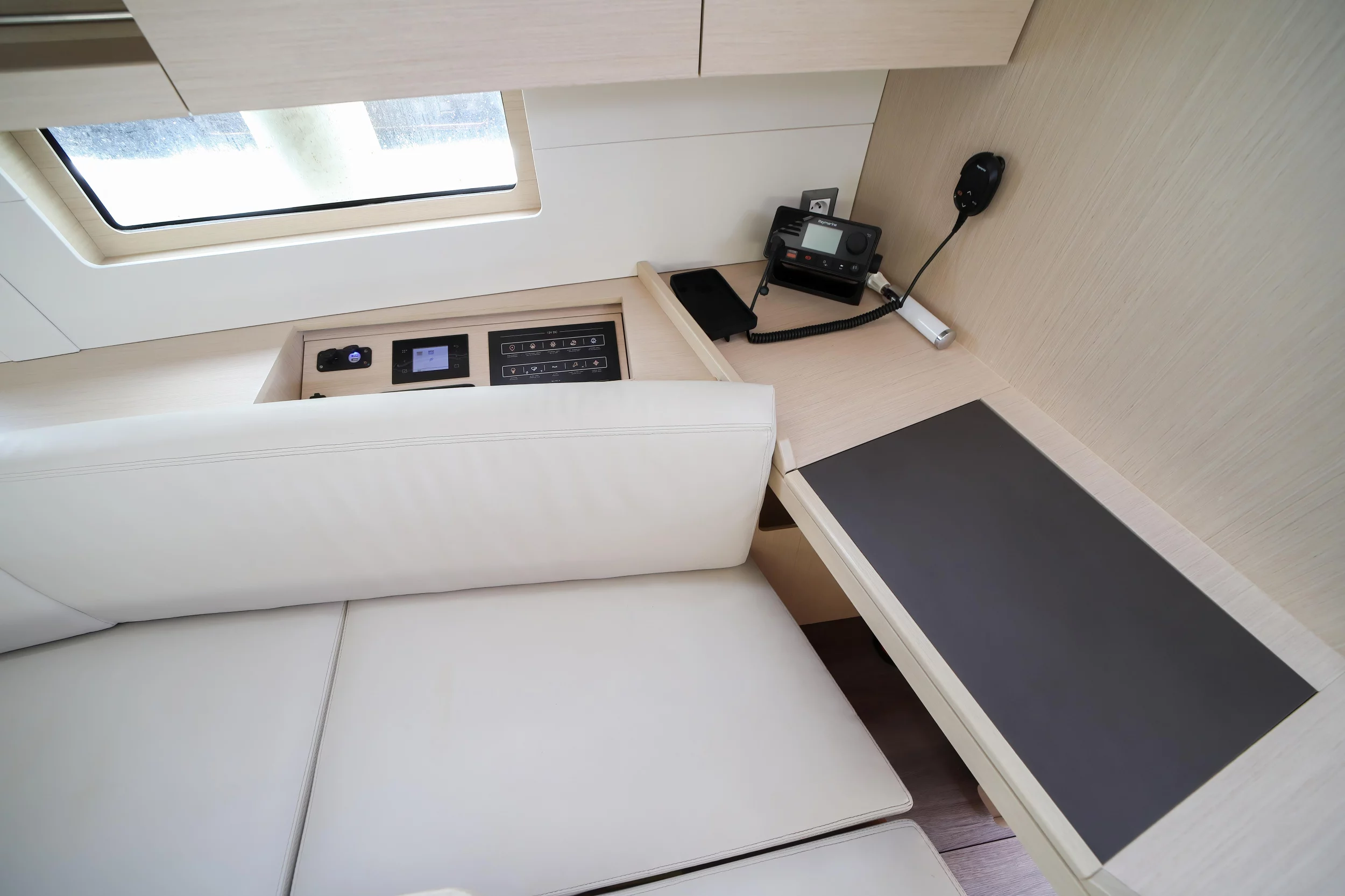 Oceanis 46.1 (Eirene - Standard line)  - 19