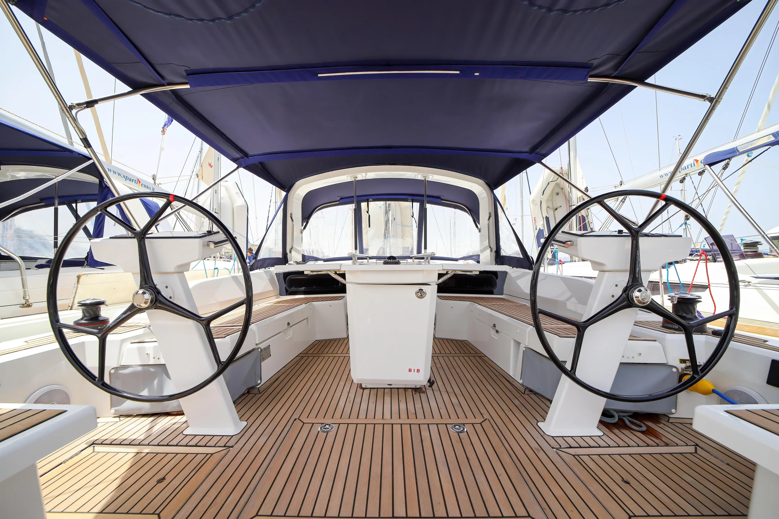 Oceanis 46.1 (Eonia - Comfort line)  - 11