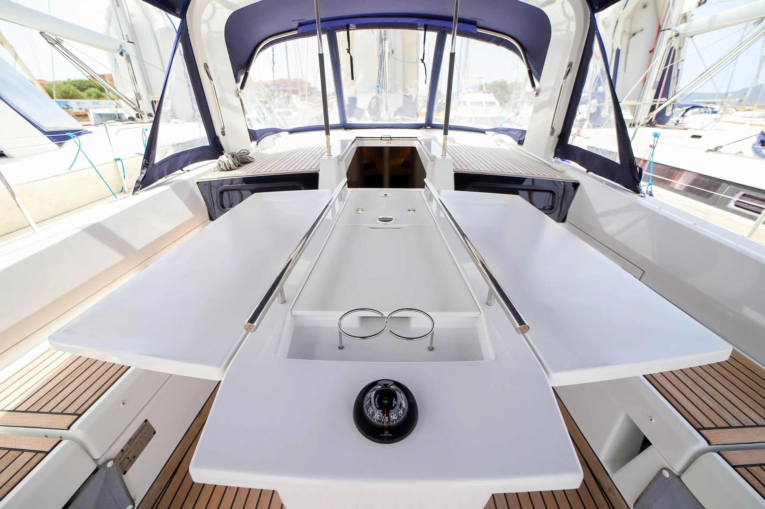 Oceanis 46.1 (Eonia - Comfort line)  - 16