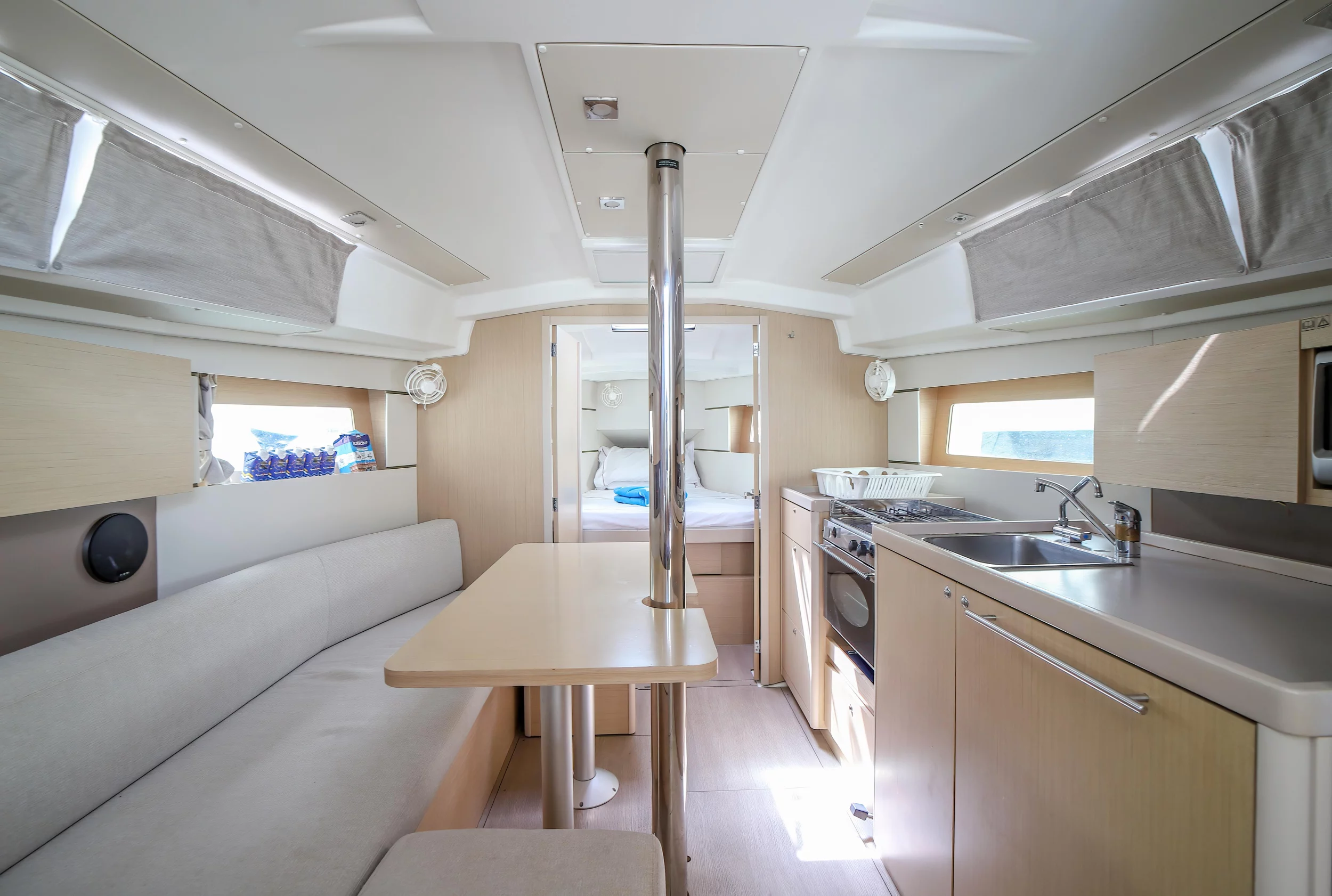 Oceanis 35.1 (Il Moro di Lamezia - Standard line)  - 11