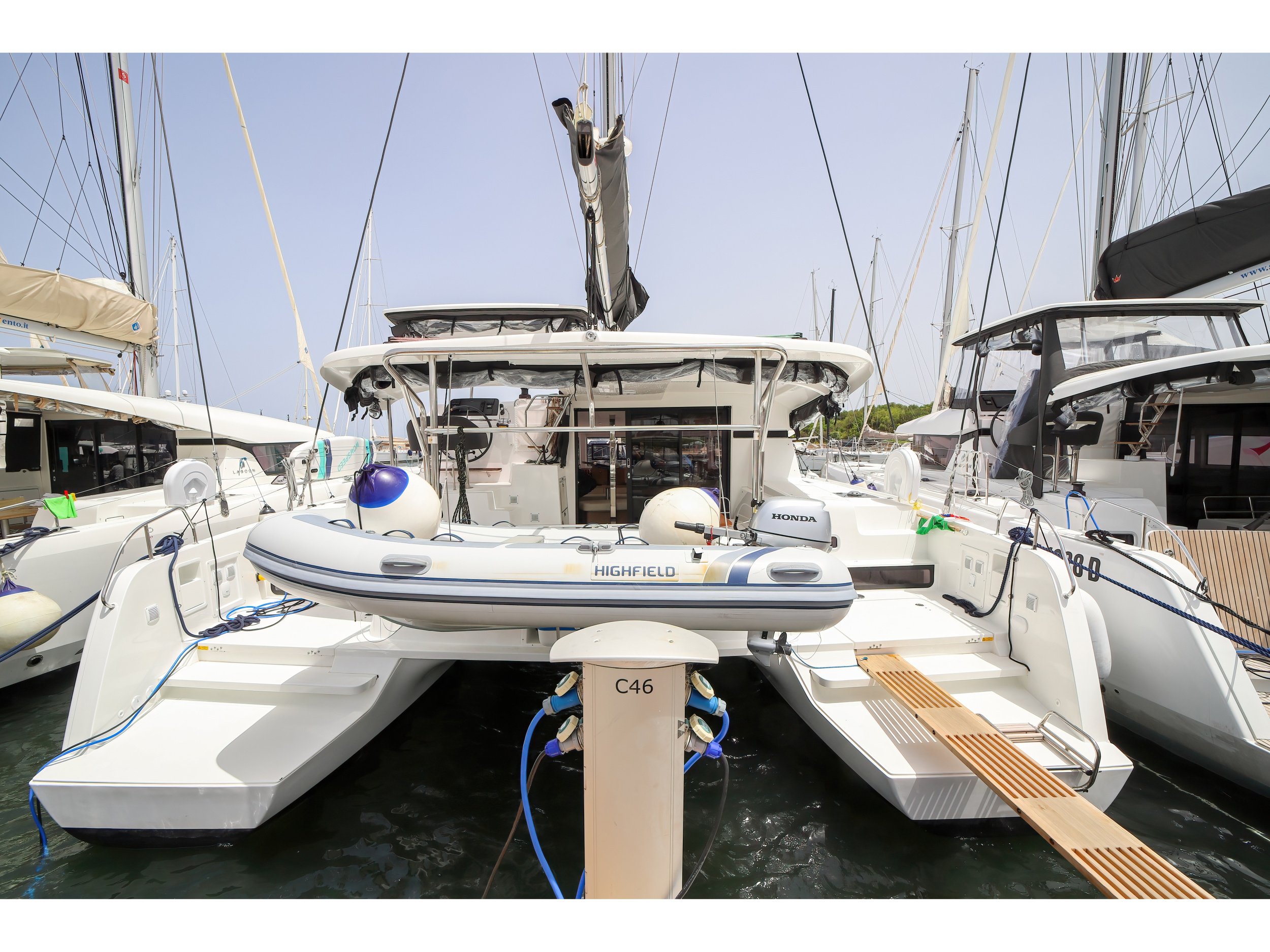 Photo #1 - Lagoon 42 (Panella - Premium line) en Olbia - 7852